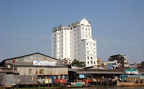 West Hotel